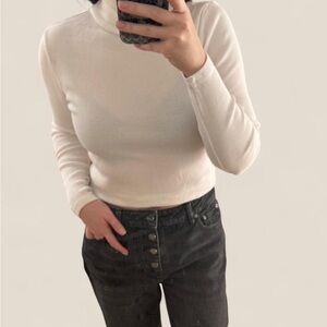 Theory White Long Sleeve Turtleneck